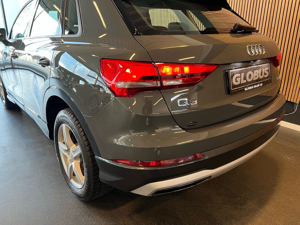 Audi Q3 35 TFSi Advanced Prestige S-tr. 5d
