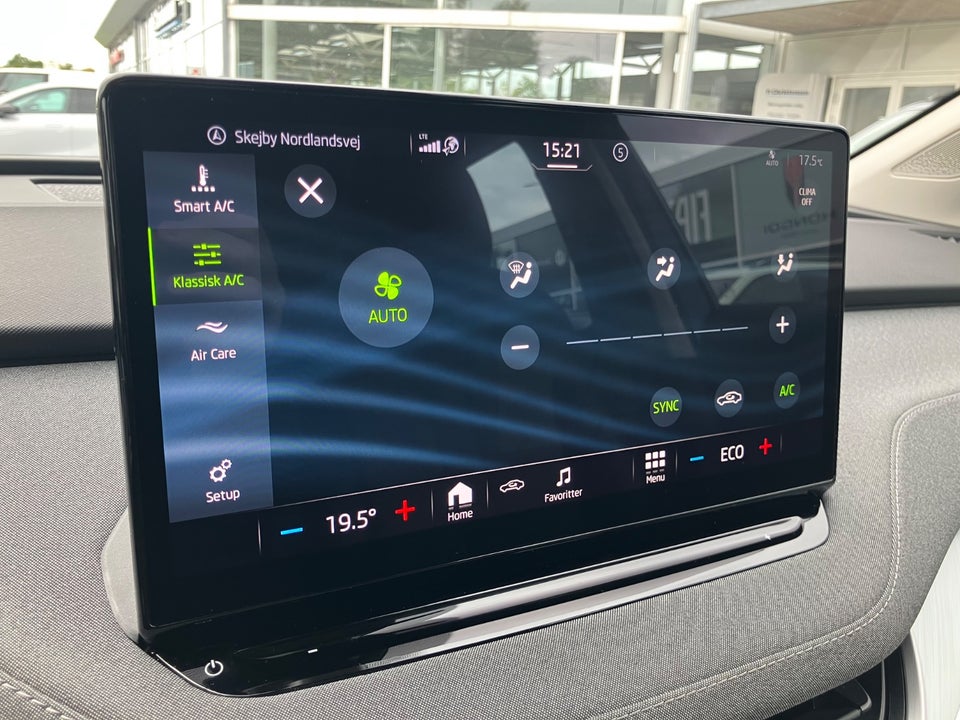 Skoda Enyaq 60 iV Loft 5d