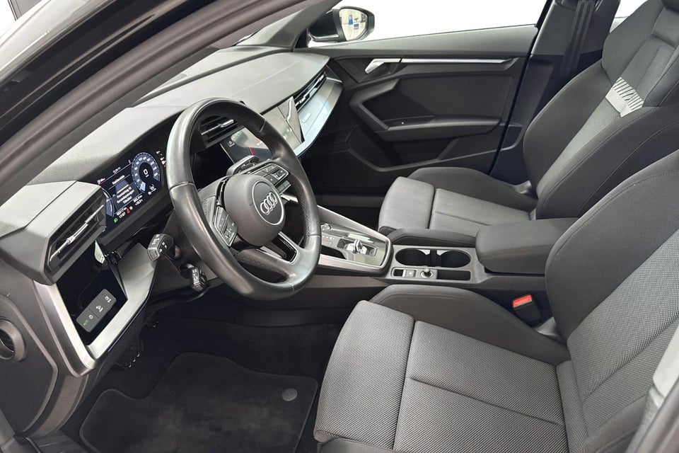 Audi A3 40 TFSi e Advanced Sportback S-tr. 5d