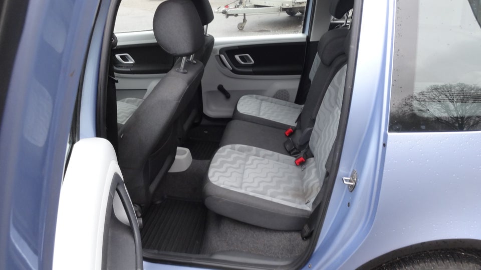 Skoda Roomster 1,4 16V Style 5d