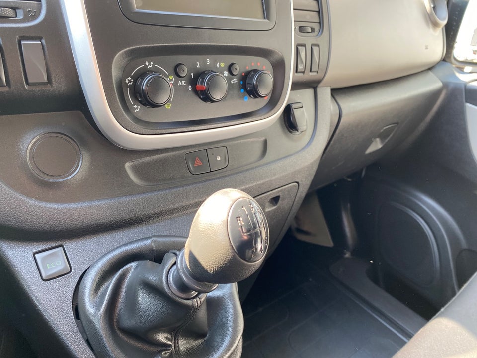 Renault Trafic T29 1,6 dCi 125 L2H1