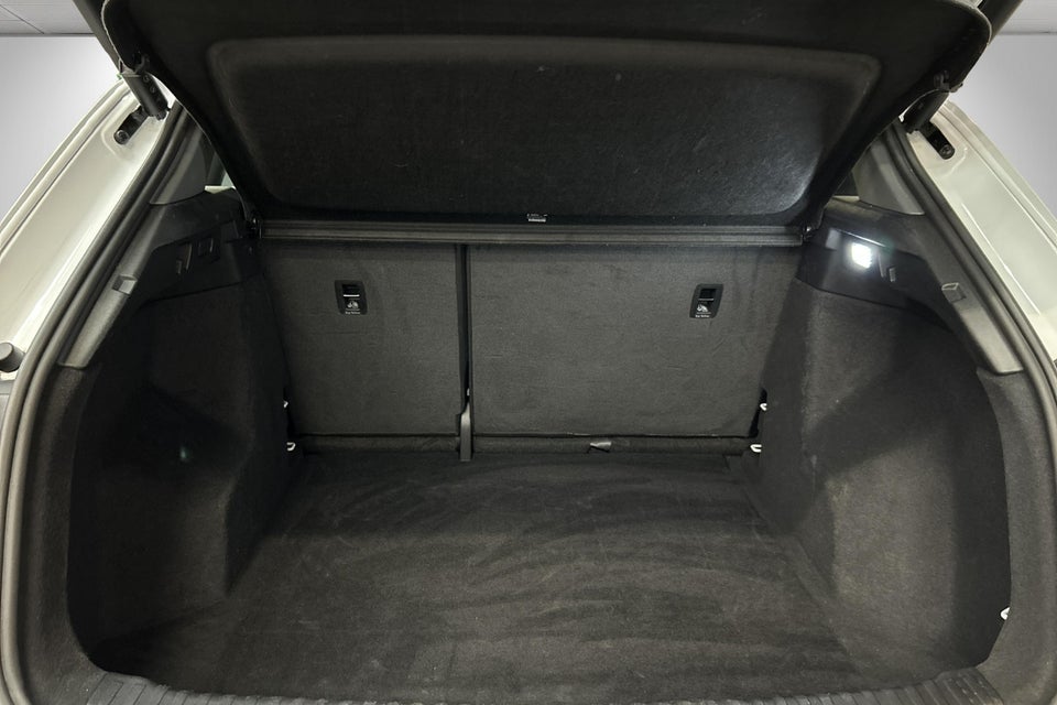 Audi Q4 e-tron 45 Progress 5d