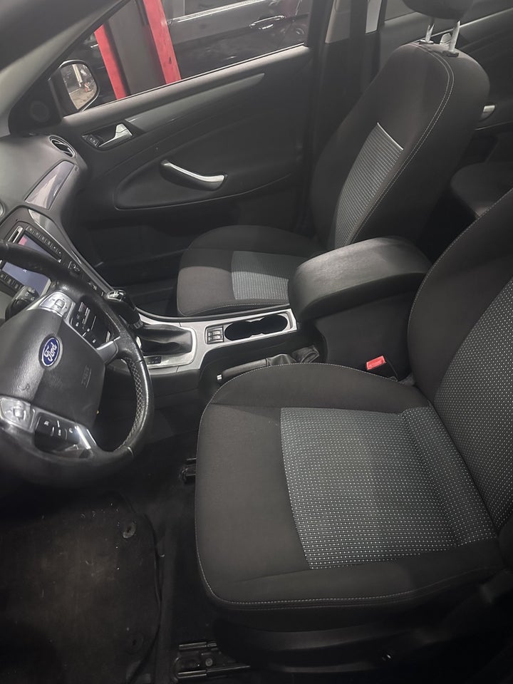 Ford Mondeo 2,0 TDCi 140 Titanium stc. aut. 5d