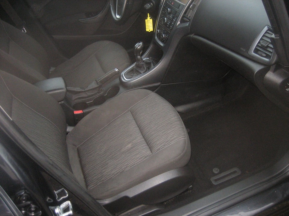 Opel Astra 1,4 T 140 Enjoy Sports Tourer 5d