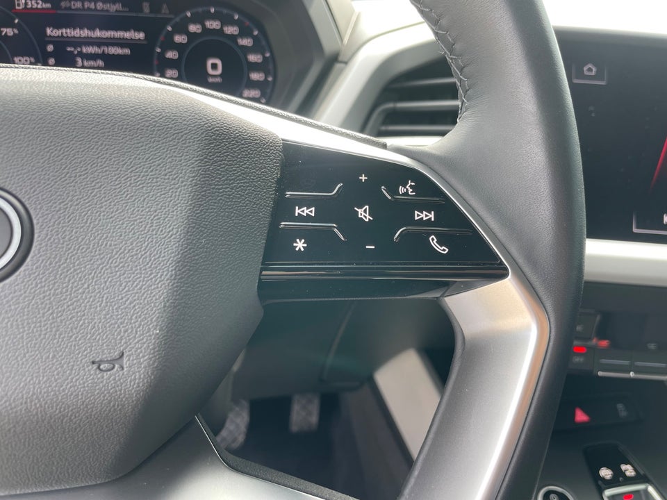 Audi Q4 e-tron 40 Attitude 5d