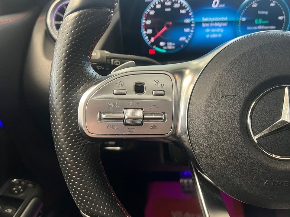 Mercedes EQA300 AMG Line 4Matic 5d