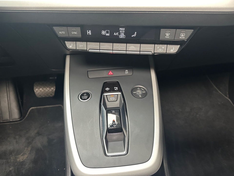 Audi Q4 e-tron 40  5d