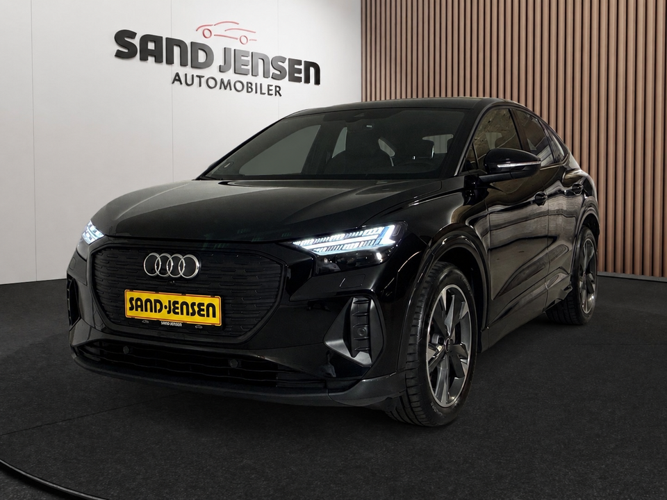 Audi Q4 e-tron 45 S-line Sportback Van 5d