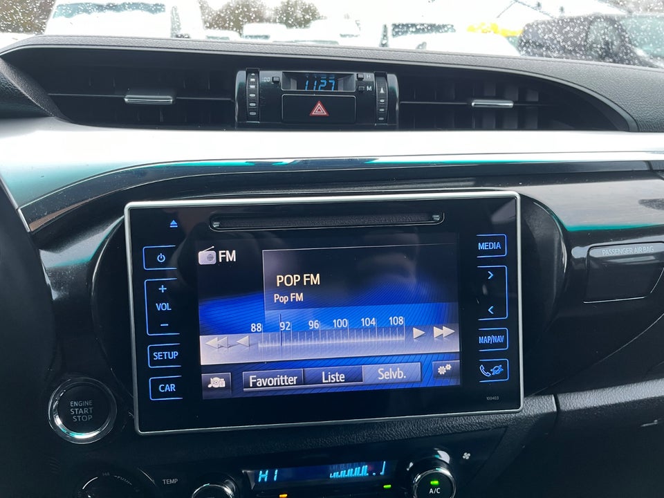 Toyota HiLux 2,4 D-4D 150 T2 Db.Kab 4x4 4d