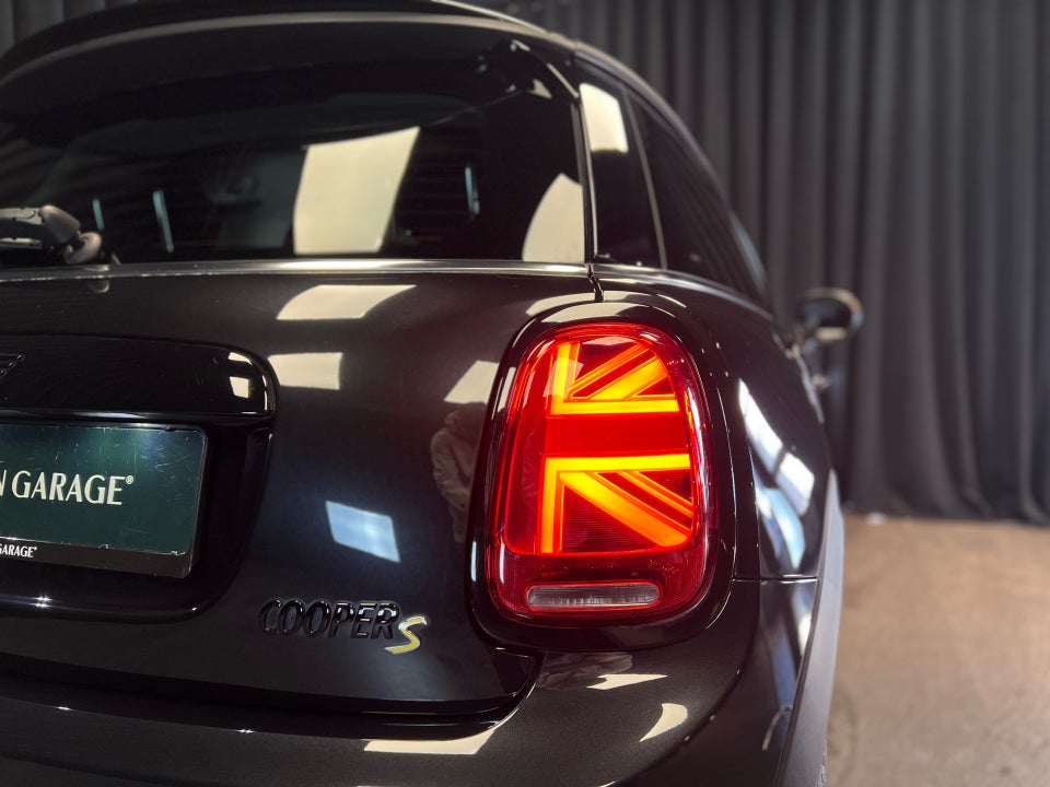 MINI Cooper SE Classic Trim 3d