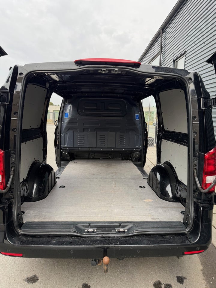 Mercedes Vito 114 2,0 CDi Kassevogn aut. K RWD