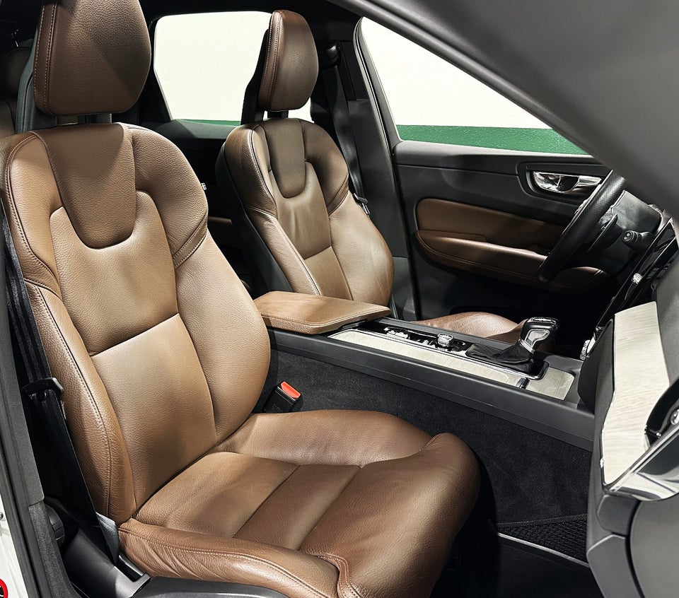 Volvo XC60 2,0 D5 235 Inscription aut. AWD 5d