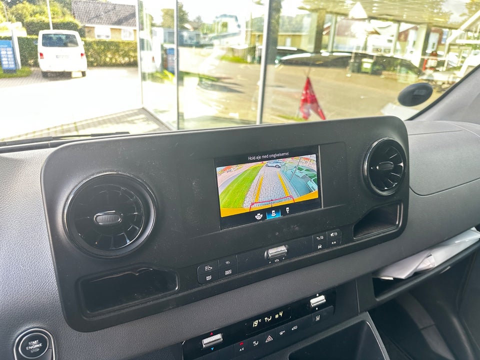 Mercedes Sprinter 317 2,0 CDi A2 Kassevogn aut. RWD