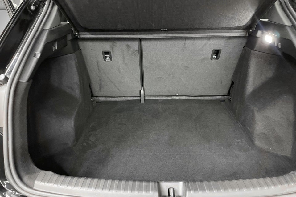 Audi Q4 e-tron 40 Attitude 5d