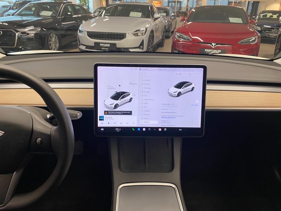 Tesla Model 3 Standard Range+ RWD 4d