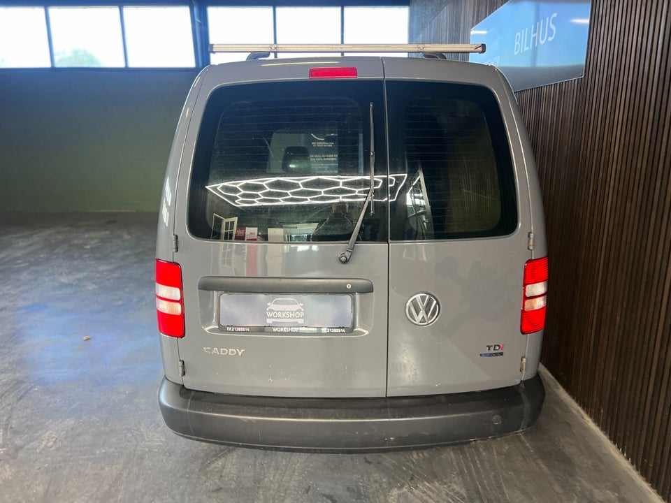 VW Caddy Maxi 1,6 TDi 102 Comfortline BMT Van 4d