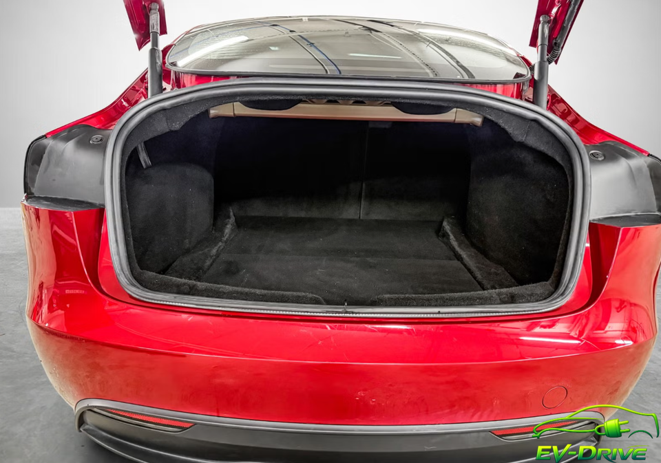 Tesla Model 3 Long Range AWD 4d