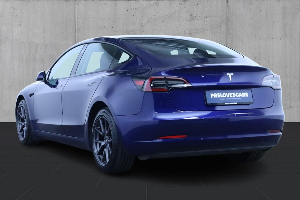 Tesla Model 3 Standard Range+ RWD 4d
