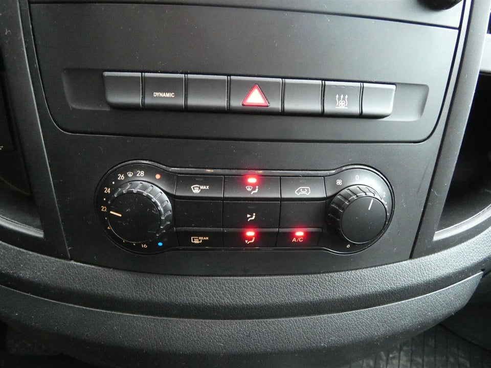 Mercedes eVito 129 Tourer PRO XL Van