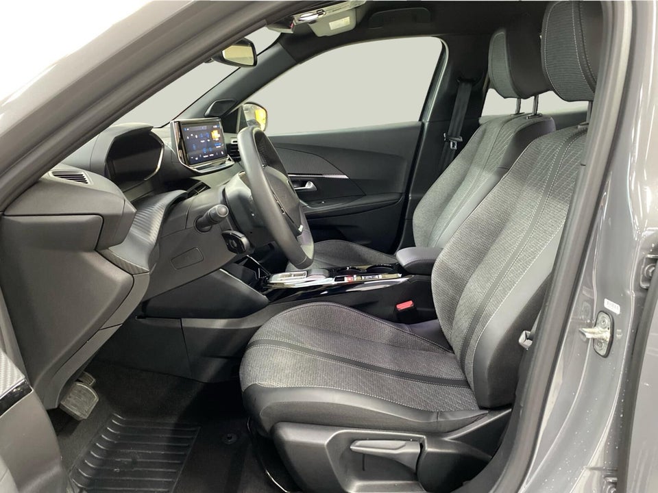 Peugeot e-2008 50 Allure 5d