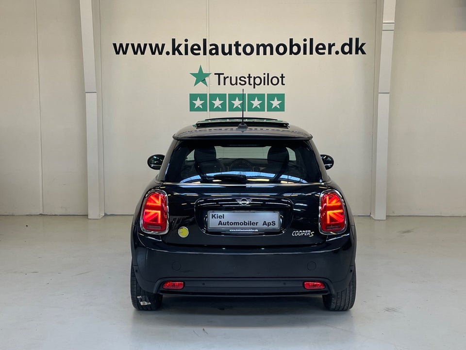 MINI Cooper SE Maximise 3d