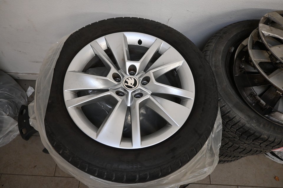 Skoda Karoq 1,0 TSi 110 Ambition 5d