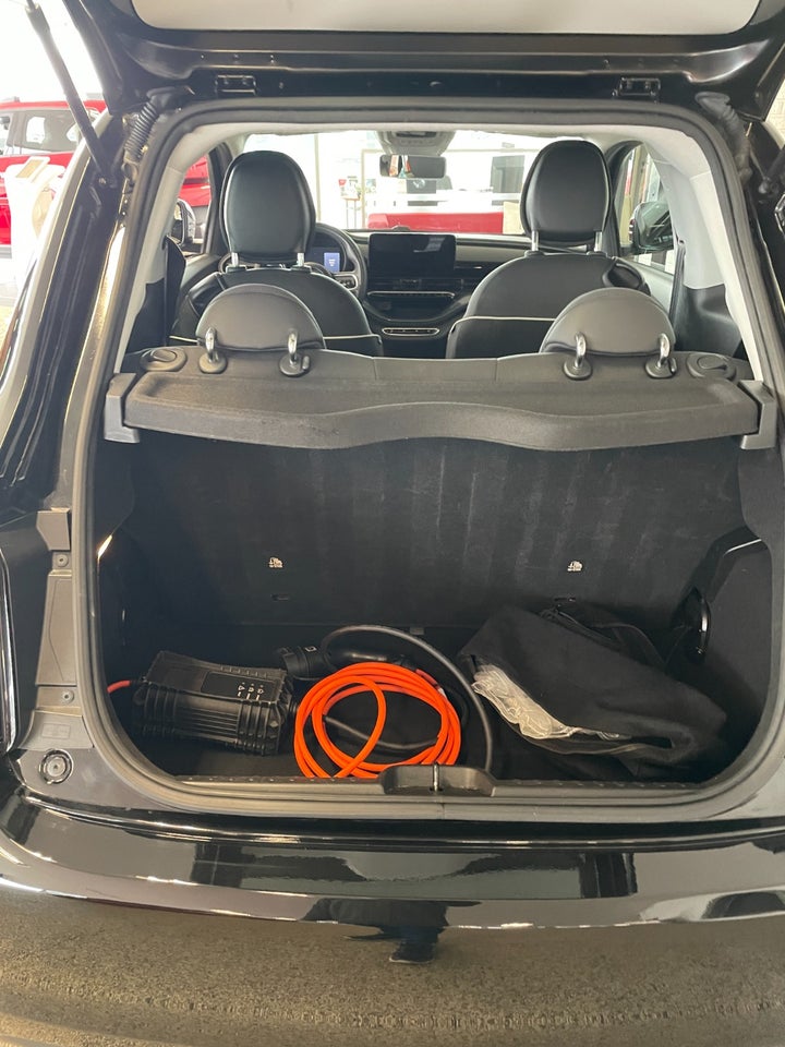 Fiat 500e 42 Icon 3d