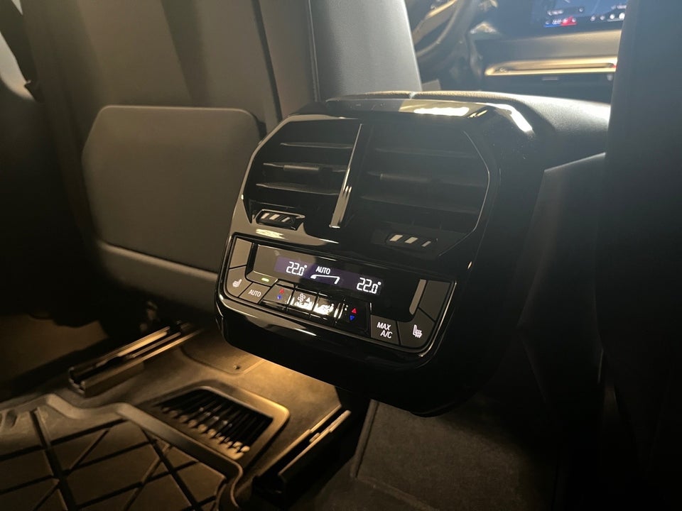 BMW iX xDrive50 Supercharged 5d