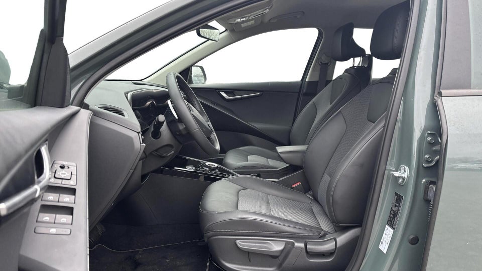 Kia Niro 64 EV Prestige 5d