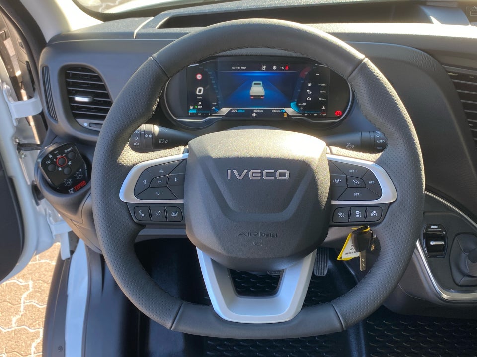 Iveco Daily 3,0 35S18 4100mm Alukasse m/lift AG8