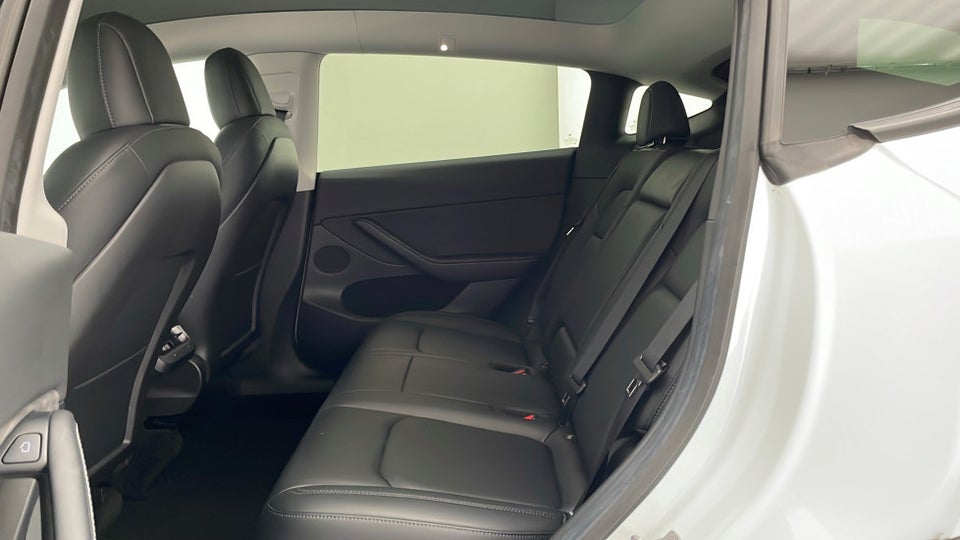 Tesla Model Y Long Range AWD 5d