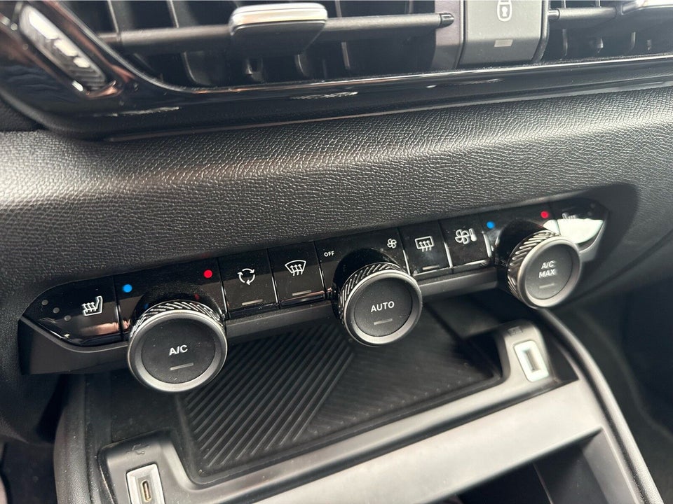 Citroën C4 1,2 PureTech 100 Feel 5d