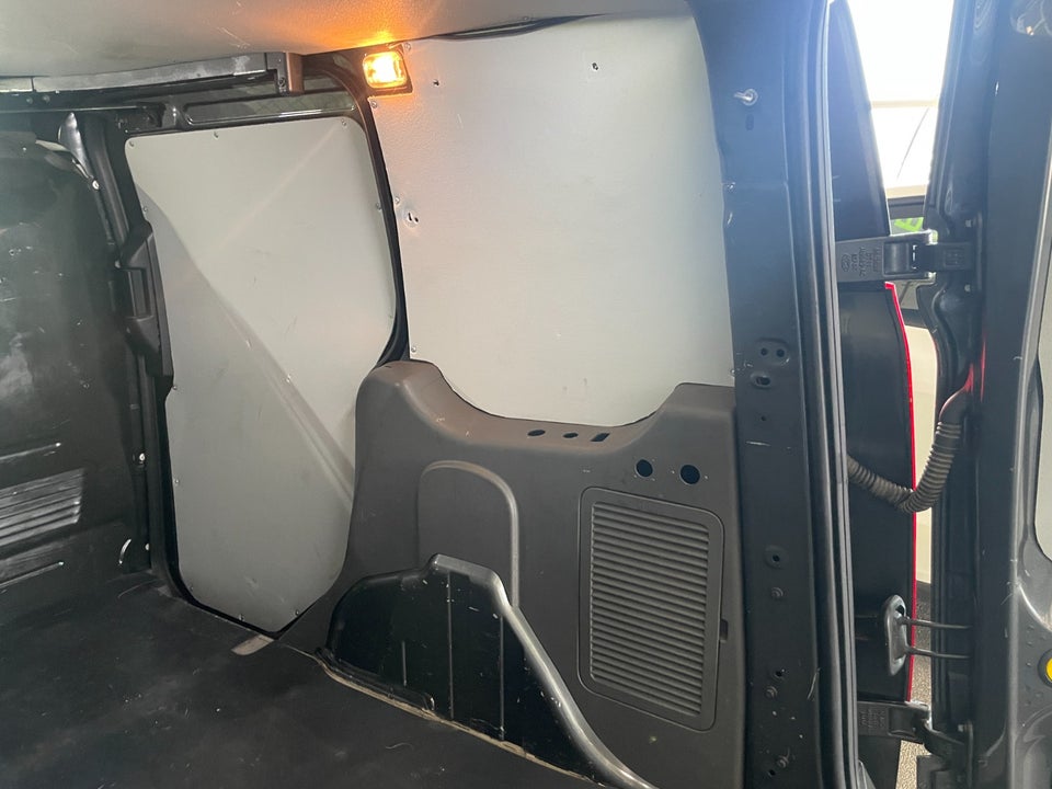 Ford Transit Connect 1,5 EcoBlue Active aut. kort