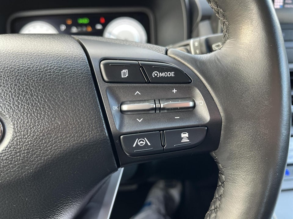 Hyundai Kona 39 EV Select 5d