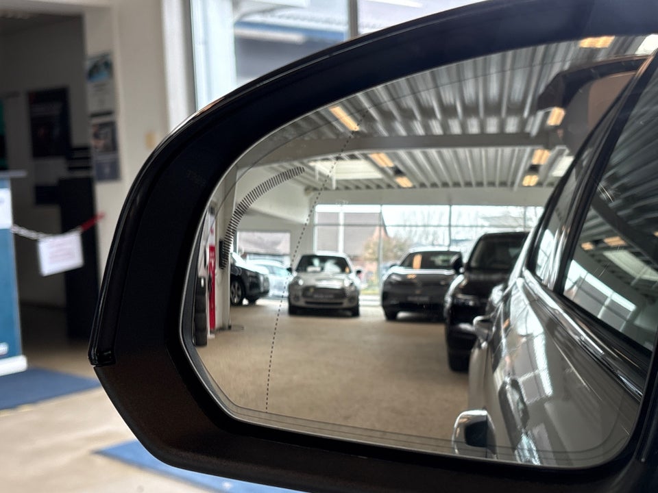 Volvo XC40 ReCharge Extended Range Core 5d