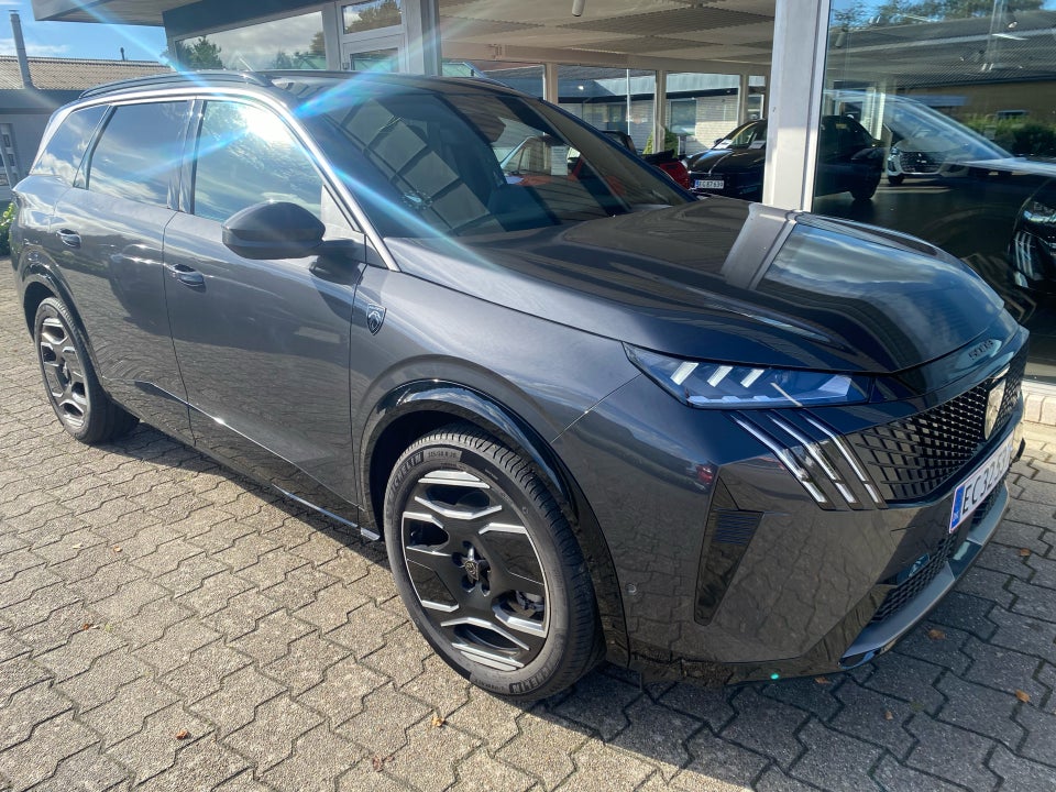 Peugeot e-5008 77 GT Pack 7prs 5d
