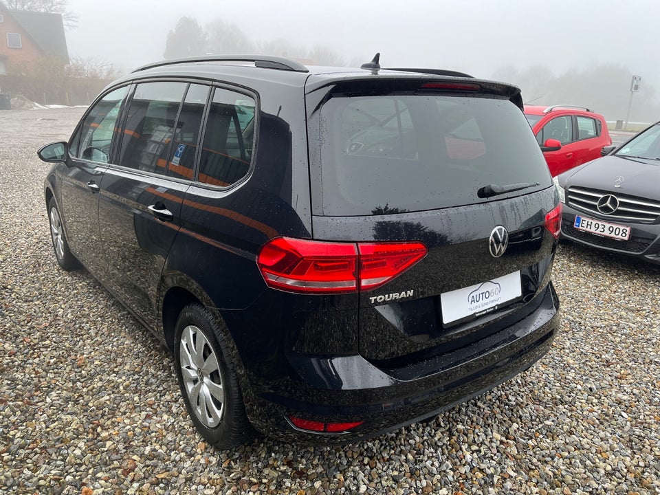 VW Touran 2,0 TDi 122 Comfortline Van 5d