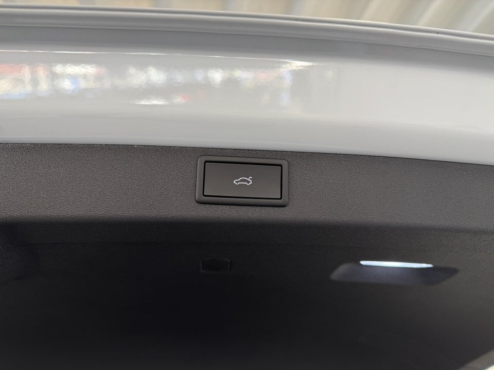 Skoda Enyaq 85x iV Sportline Maxx 5d