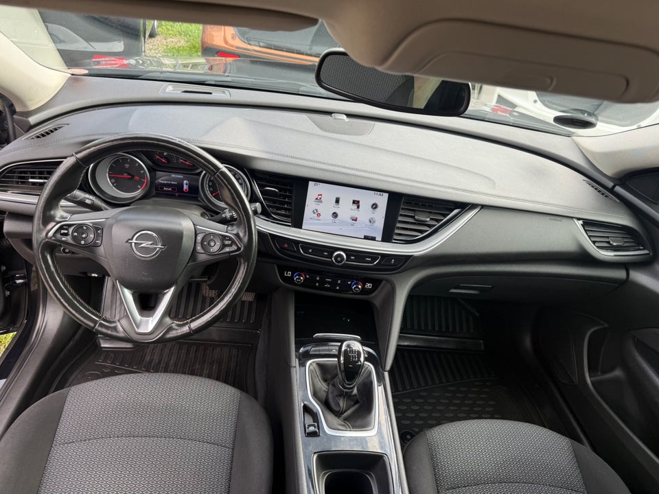 Opel Insignia 1,5 T 140 Enjoy Sports Tourer 5d