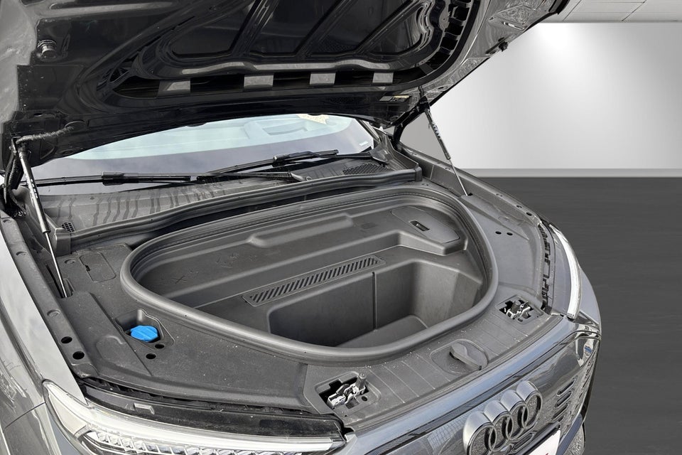 Audi Q6 e-tron Ultra quattro 5d