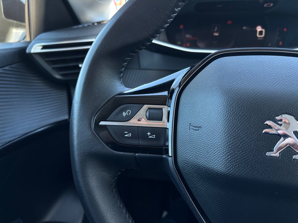 Peugeot 208 1,2 PureTech 100 Allure Pack 5d