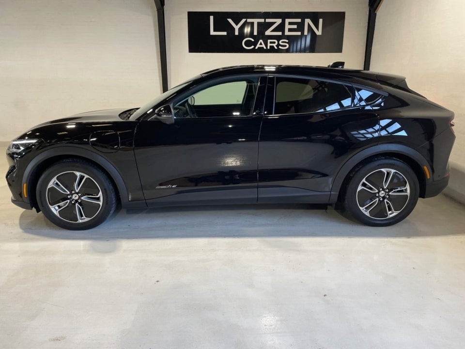 Ford Mustang Mach-E 78 Standard Range 5d