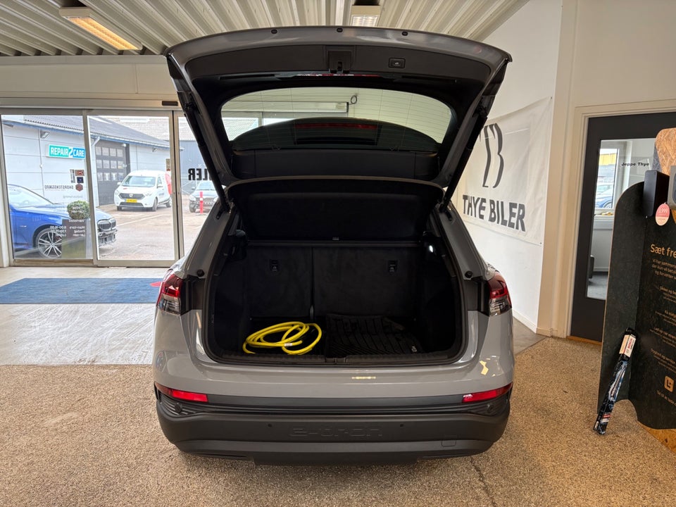 Audi Q4 e-tron 40  5d