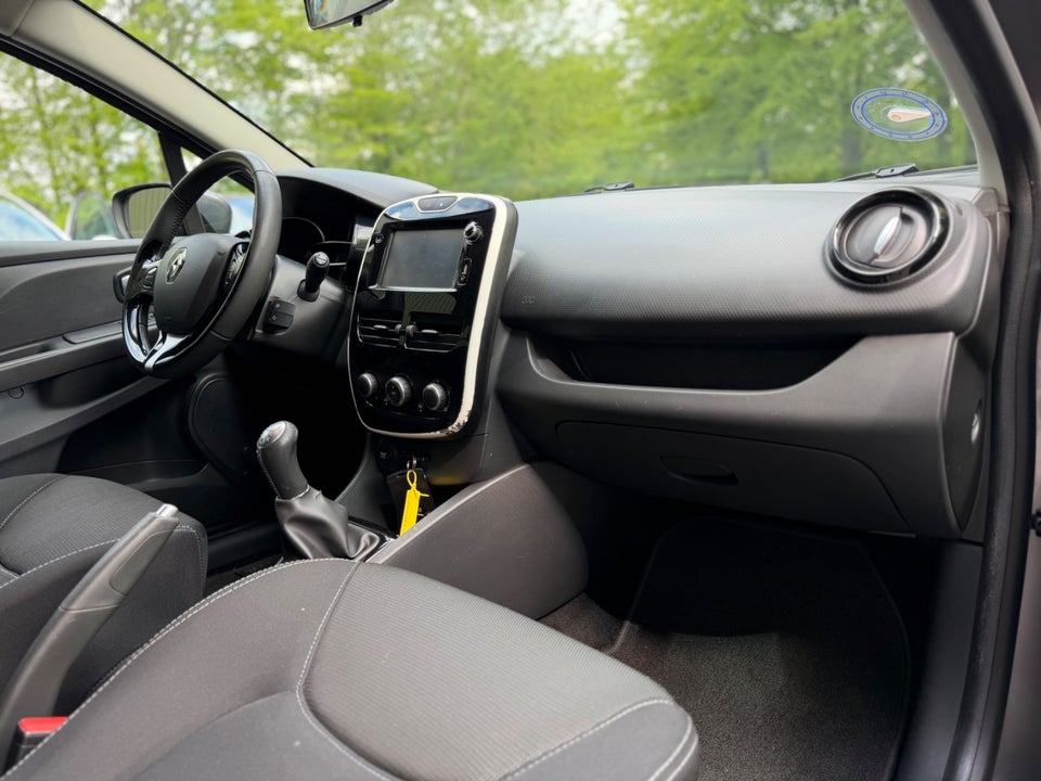 Renault Clio IV 1,5 dCi 75 Expression 5d