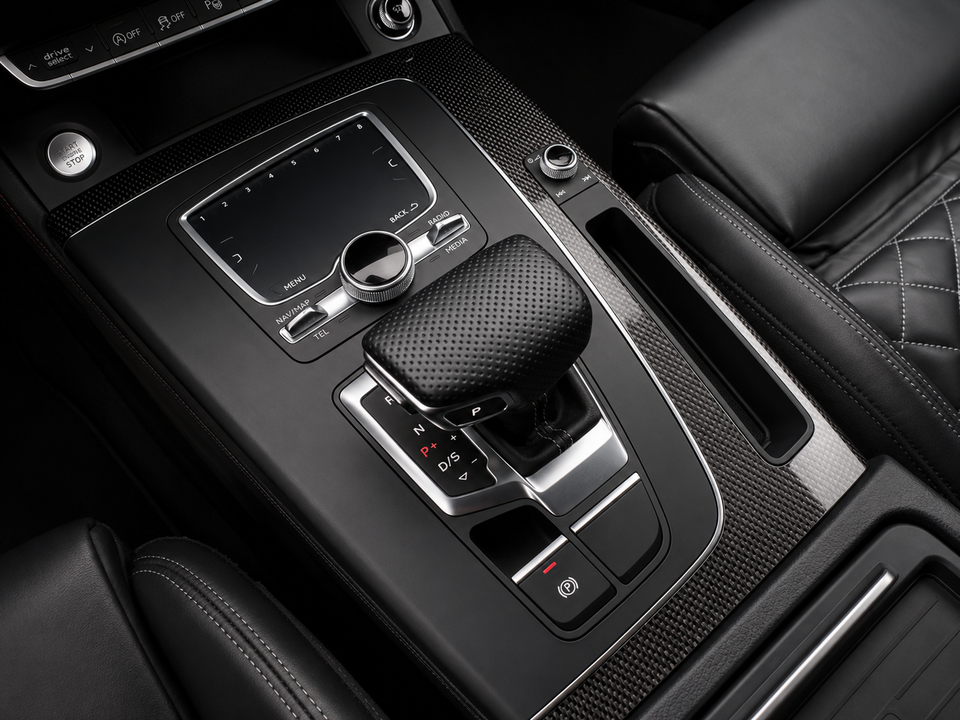 Audi Q5 3,0 TDi 286 S-line quattro Tiptr. 5d