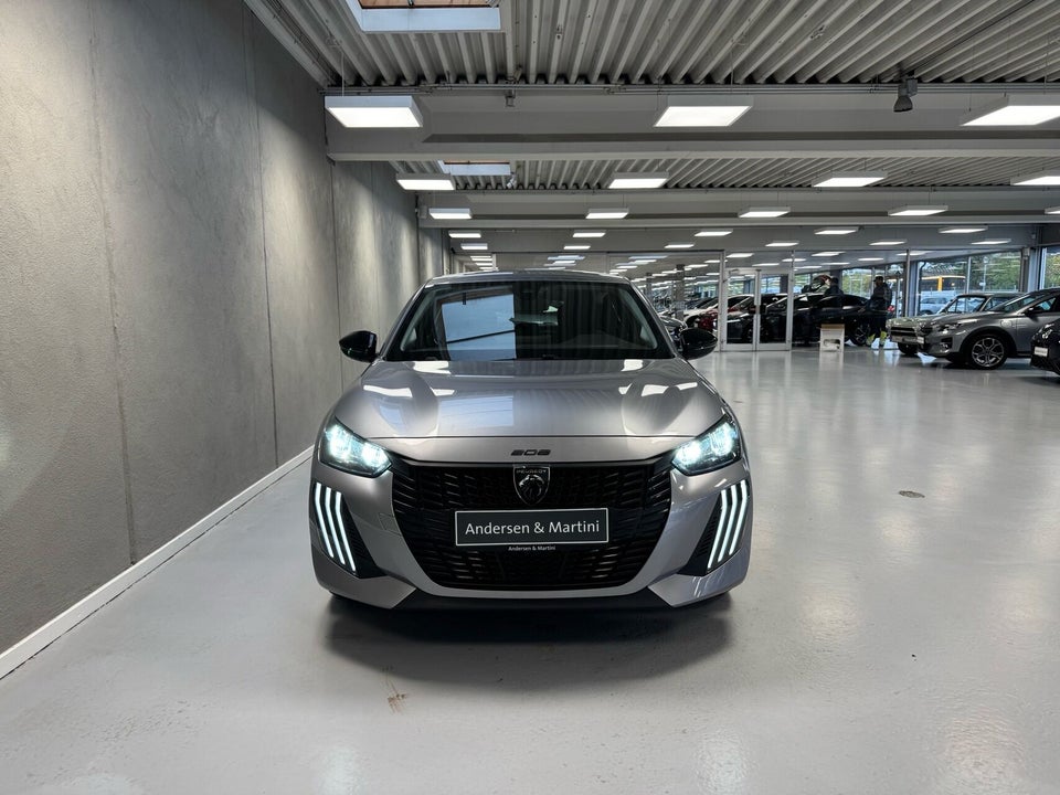 Peugeot e-208 50 Style 5d