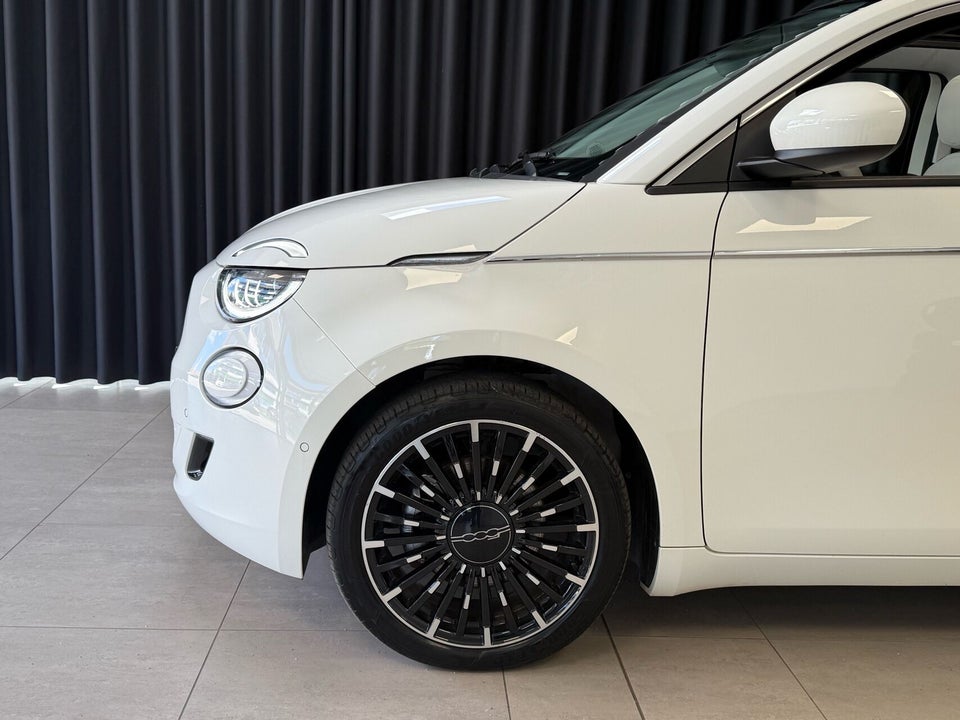 Fiat 500e 42 la Prima by Bocelli Cabrio 2d