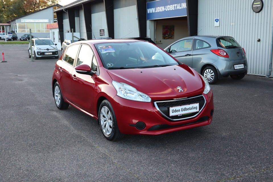 Peugeot 208 1,2 e-THP 110 Allure 5d
