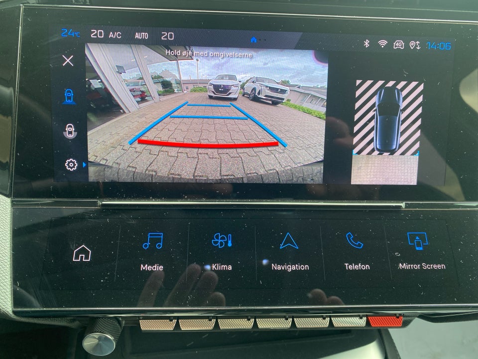 Peugeot 308 1,6 Hybrid First Selection EAT8 5d