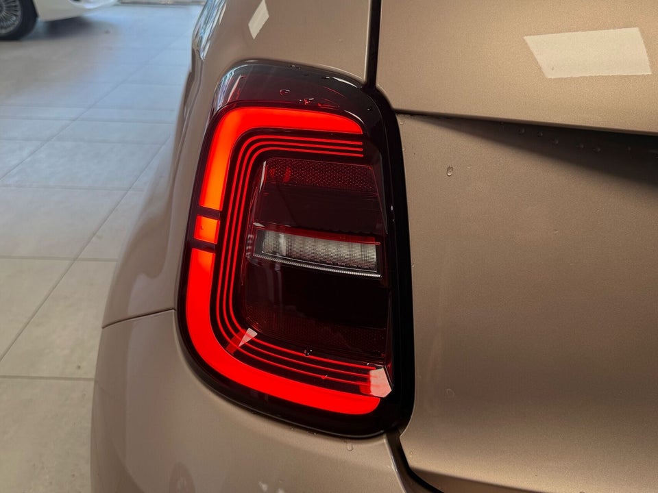 Fiat 500e 42 Icon 3d
